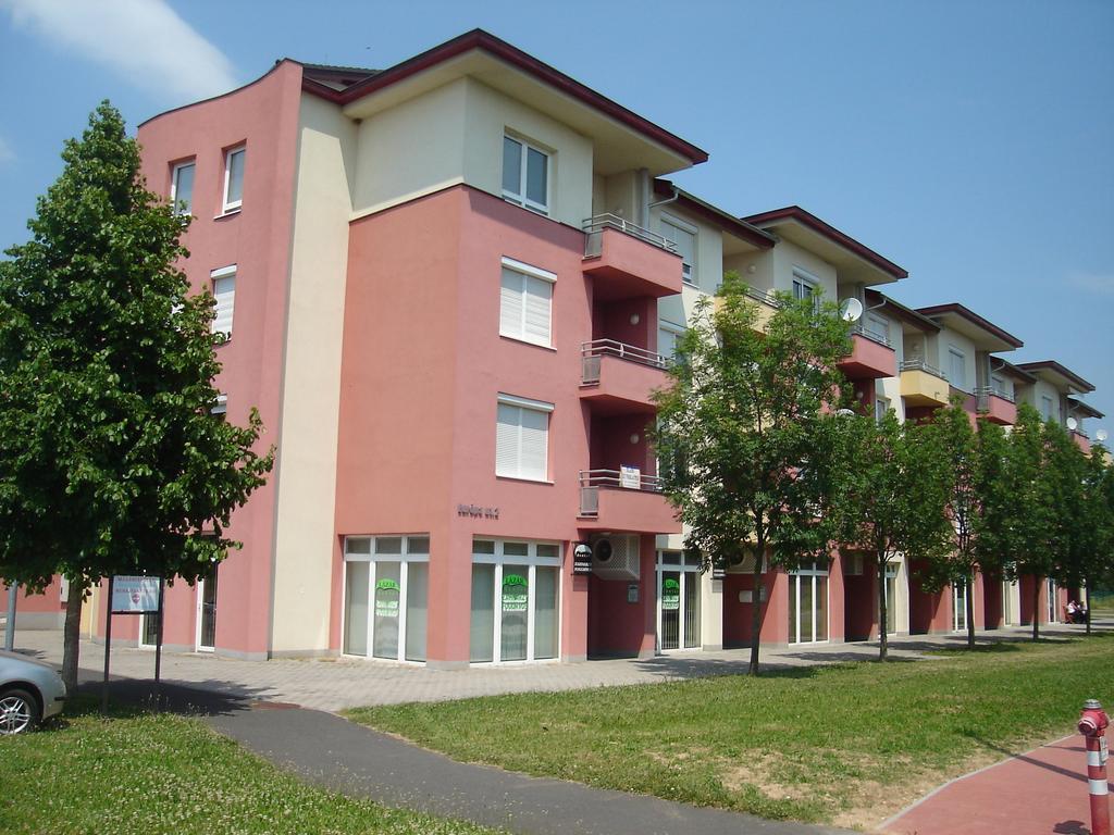Csabai Apartman Bük Kamer foto